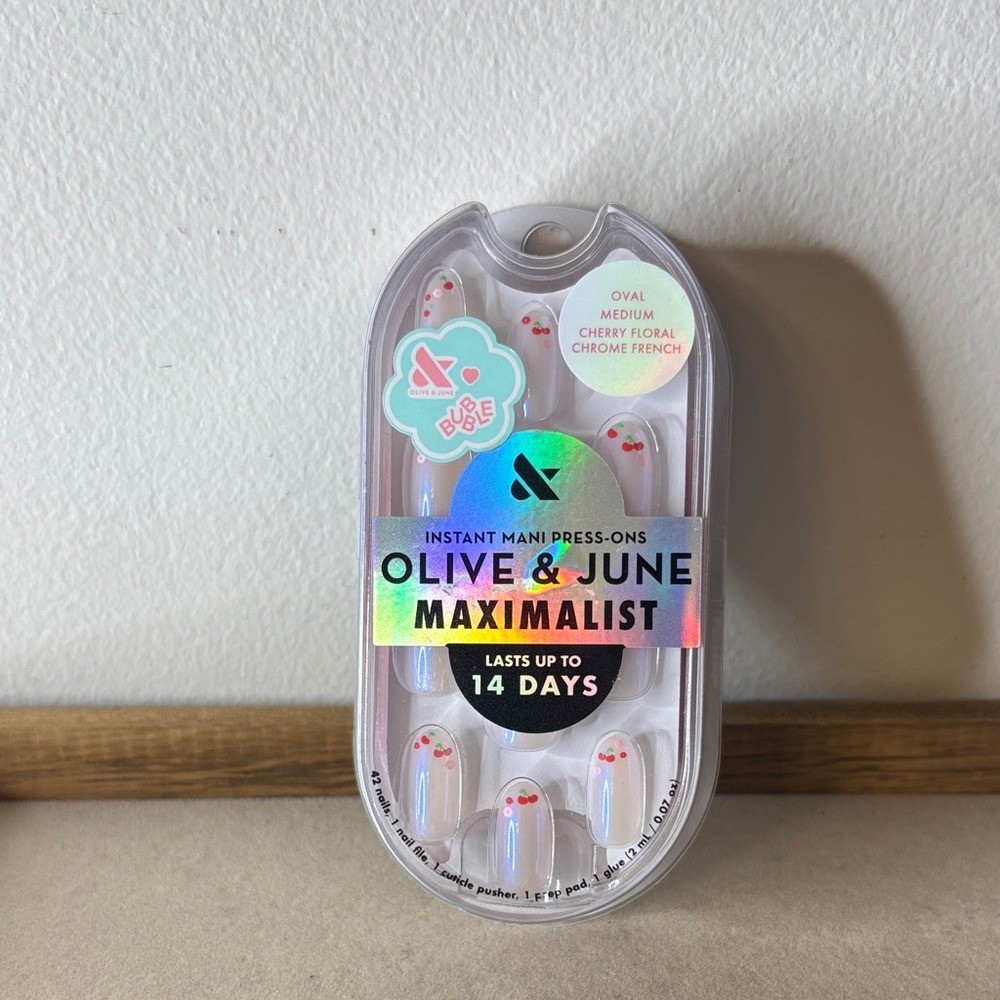 Olive & June Maximalist Instant Mani Press-On Nails -Cherry Floral Chrome French
