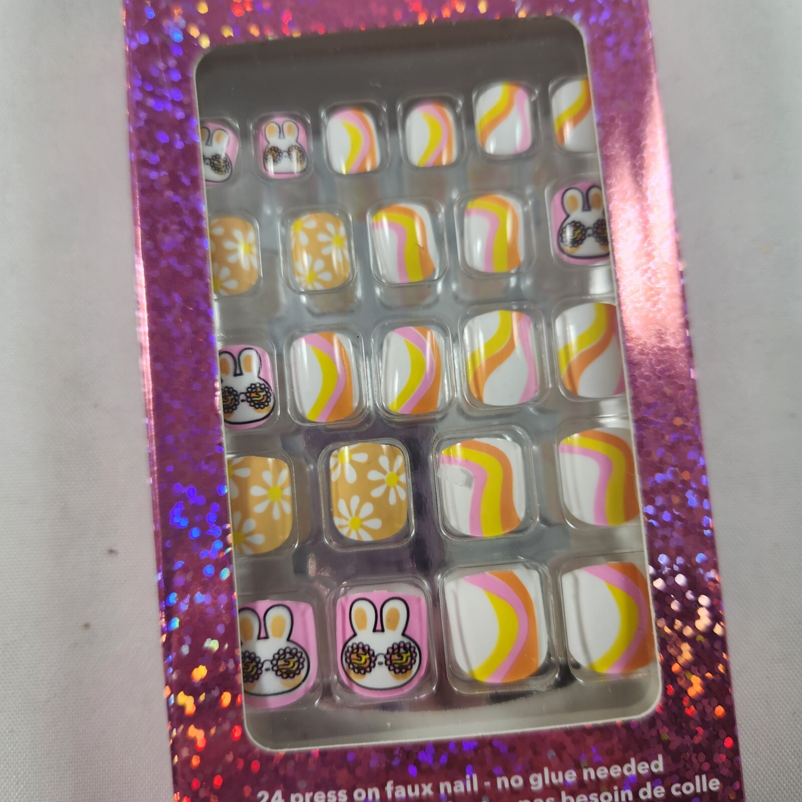 Claire’s Press On Faux Nails Set of 24 Bunny Rabbits