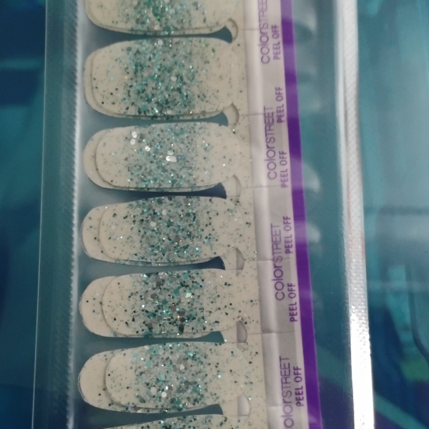 Color Street Sea Breeze A00334 Glitter Peel Off Press-On Nails White Silver
