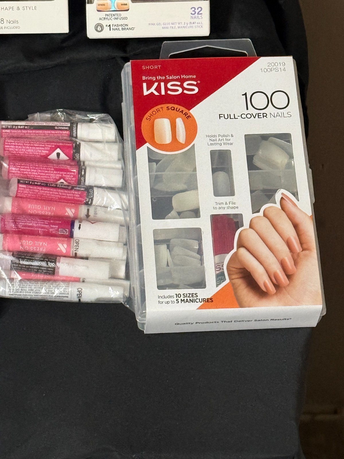 KISS Nail Glue & Box of 100 Full Cover Nails