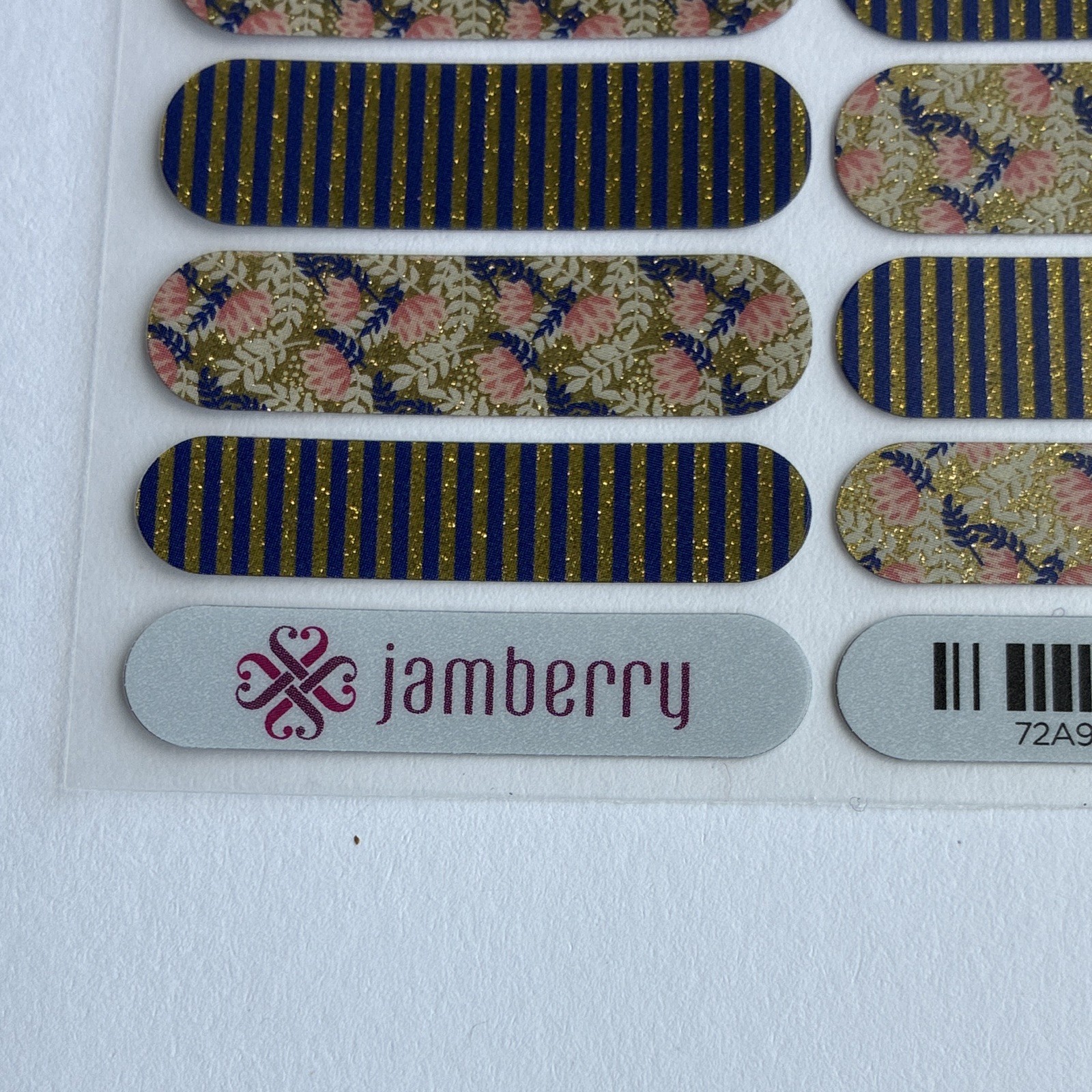 Jamberry 72A9 Golden Age Floral Glitter Press-On Nails Short Oval Blue/Gold