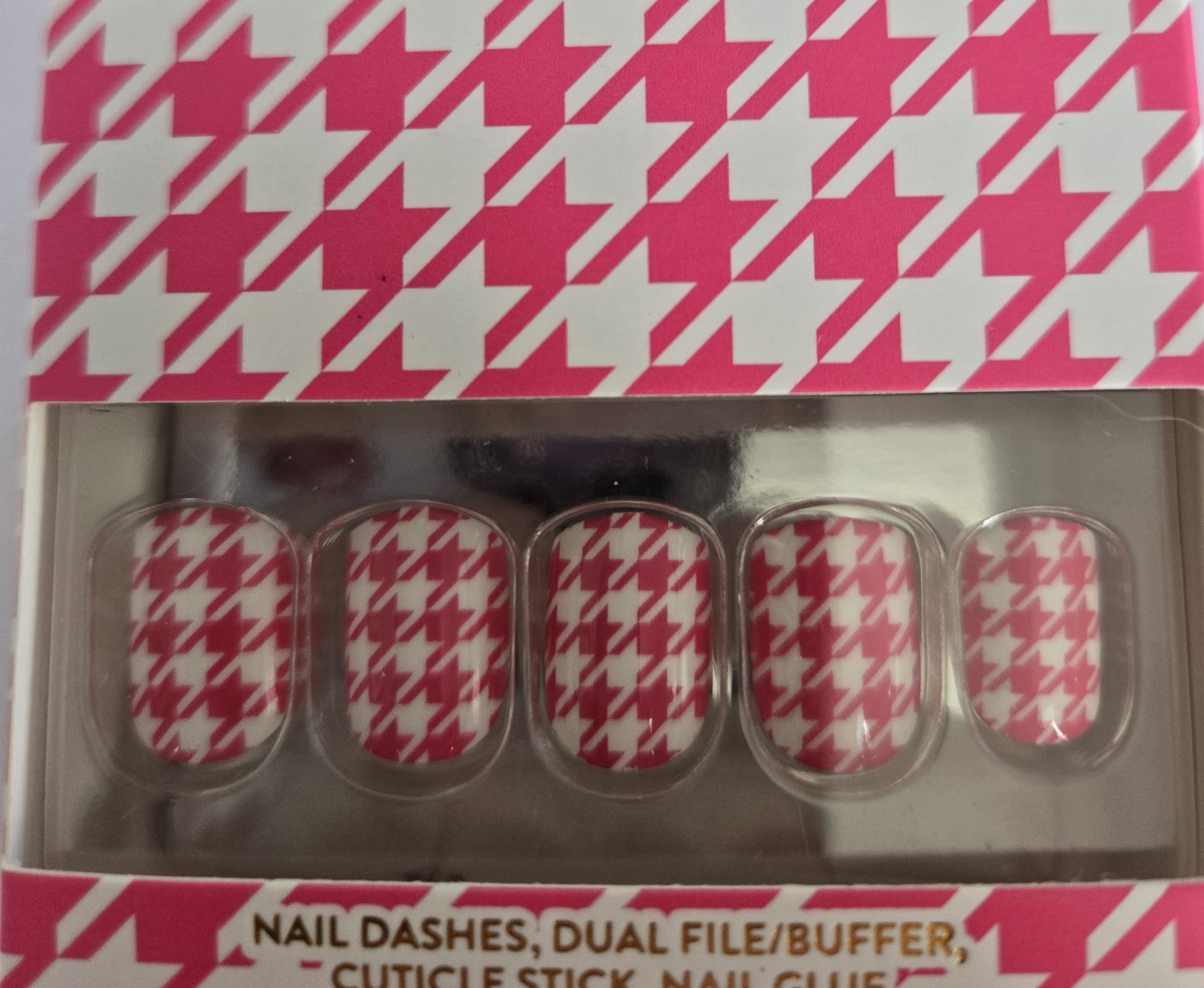 red aspen nail dashes-Pink Hounds Braya