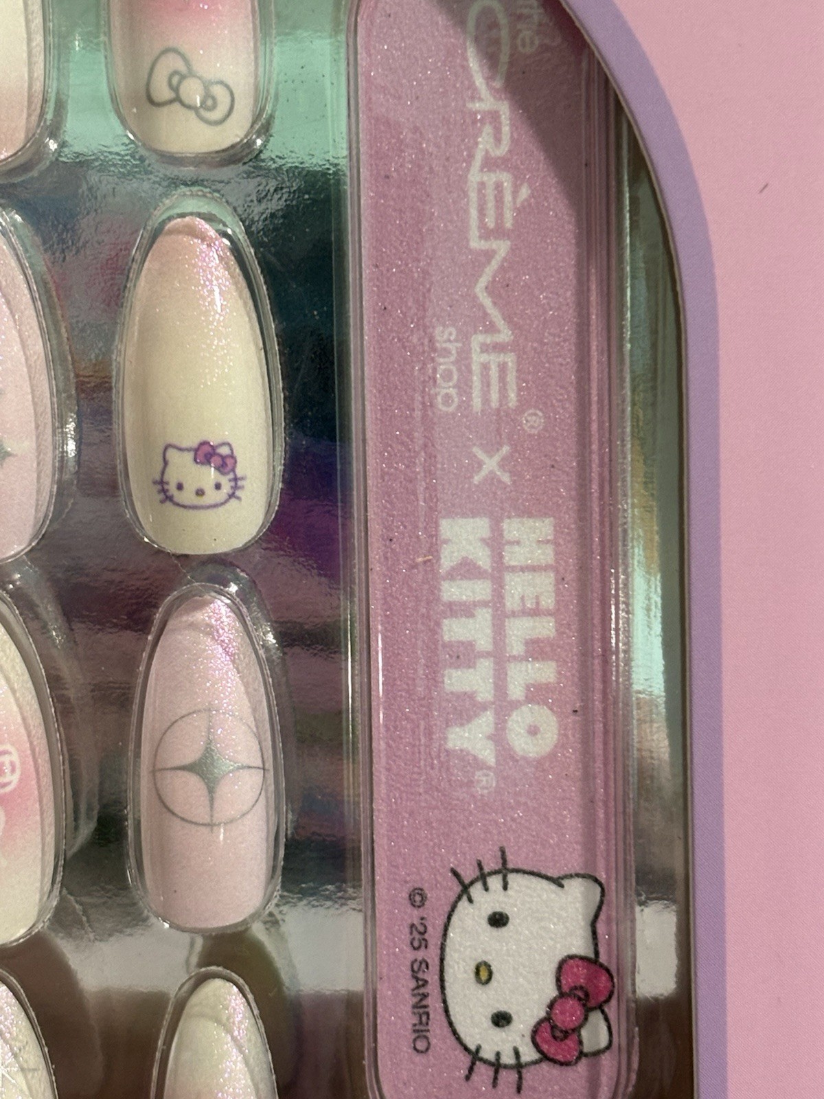 Hello Kitty The Creme Shop 28 Chrome Effect Press On Nails NEW in Box
