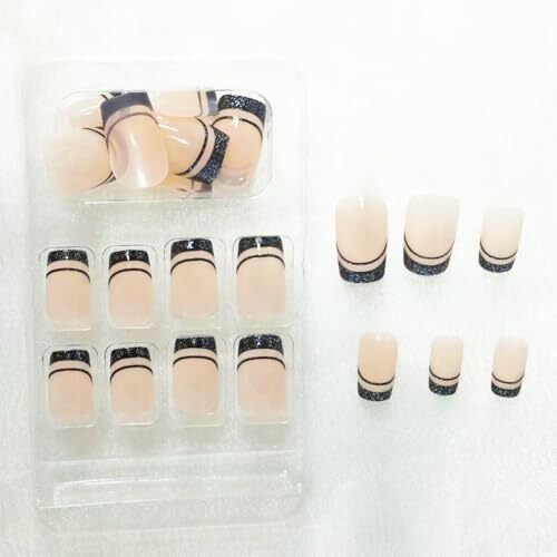 Black French Tip Press on Nails Short Square Fake Nails with Design Style014