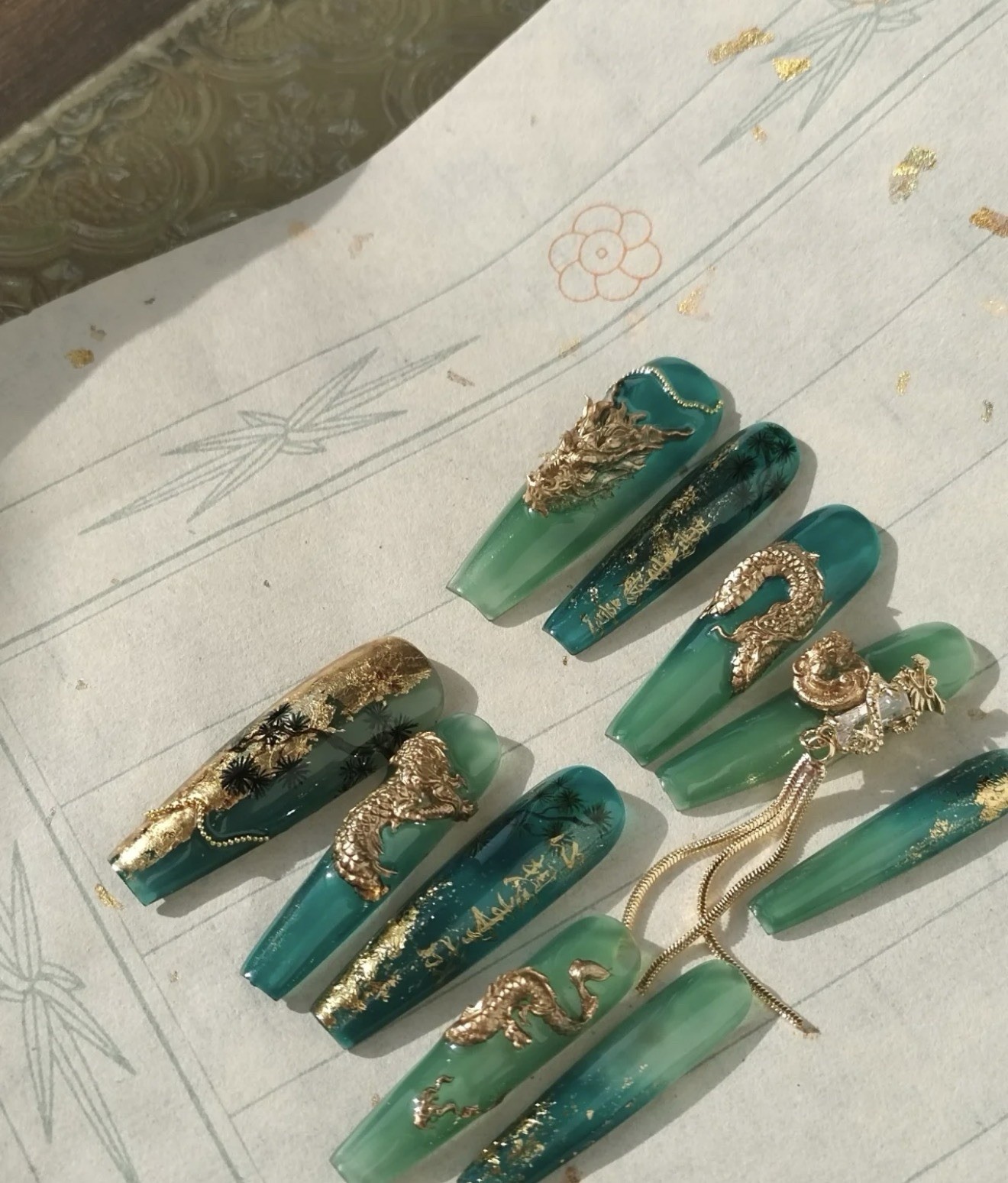 Green Gold 3D Dragon Coffin Press-On Nails Set Long Full Cover Acrylic Shiny.