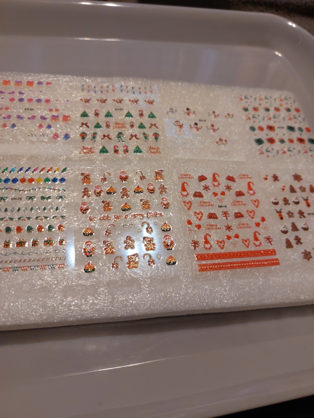 8 X Small Sheets Of Christmas Nail Art Stickers (Dn157) New