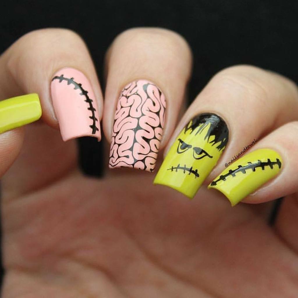 B036 Eeks and Screams Stamping Plate For Stamped Nail Art Design