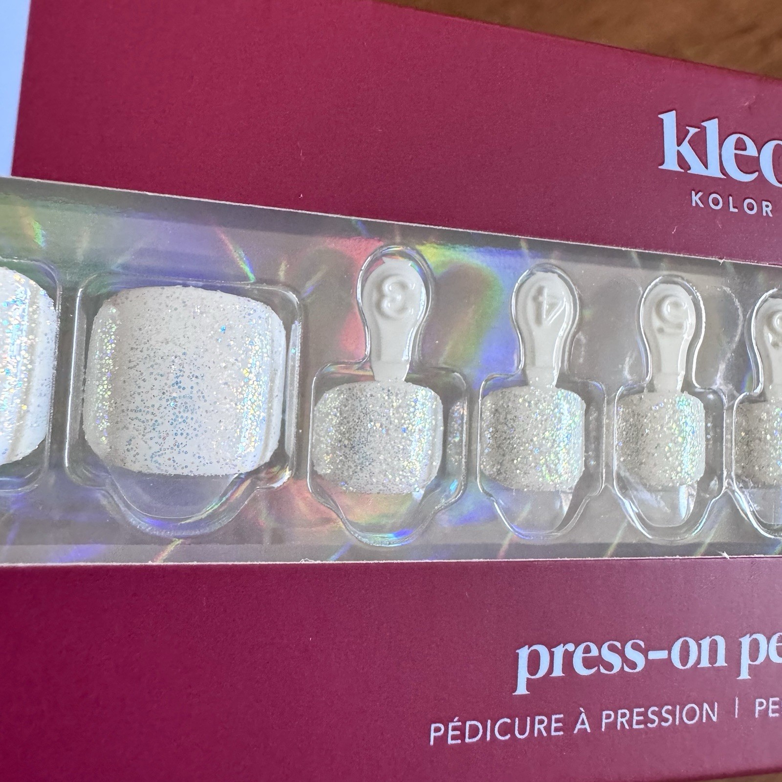 NEW Kleo Kolor Press-On Gel Pedicure Square Toe Nails 24 Pack In The Air Glitter