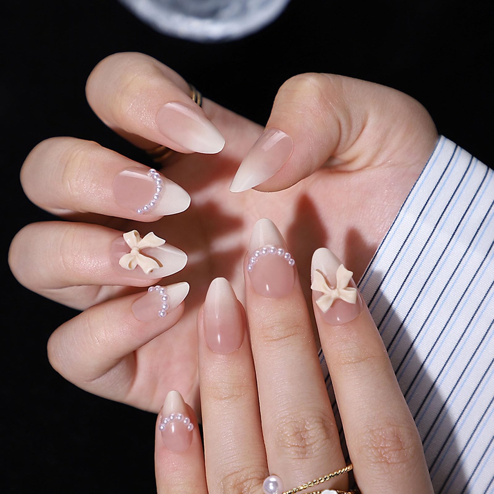 Ombre Almond Press on Nails Short Fake Nails wiht Bow Pearls Charm Designs Nu…