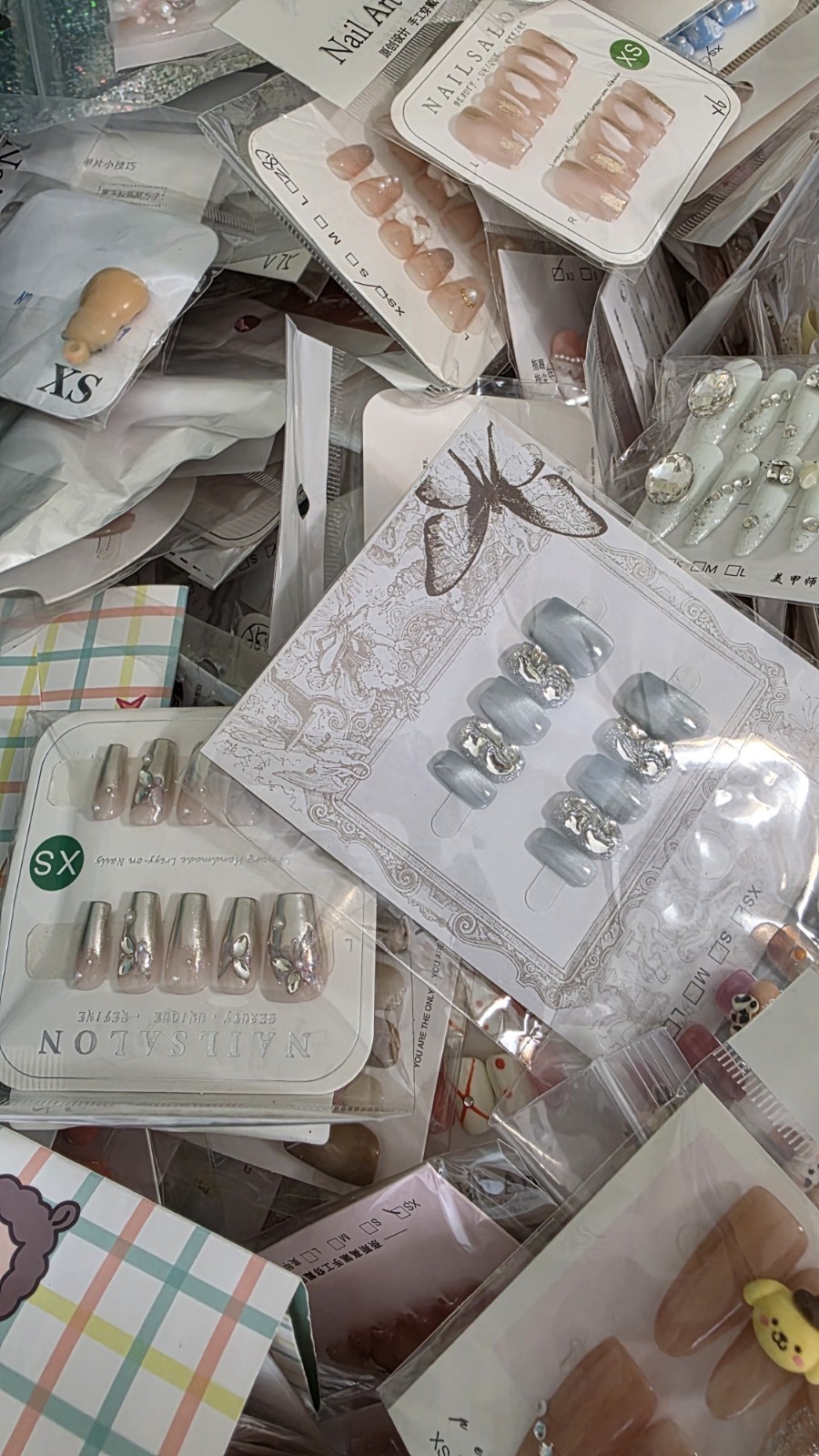 Wholesale Press on NAILS XS, S, M, L SIZES AVAILABLE
