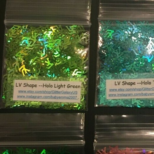 Holographic (Light Green) Glitter Nail Art 2 letter alphabet confetti L-US-tsp