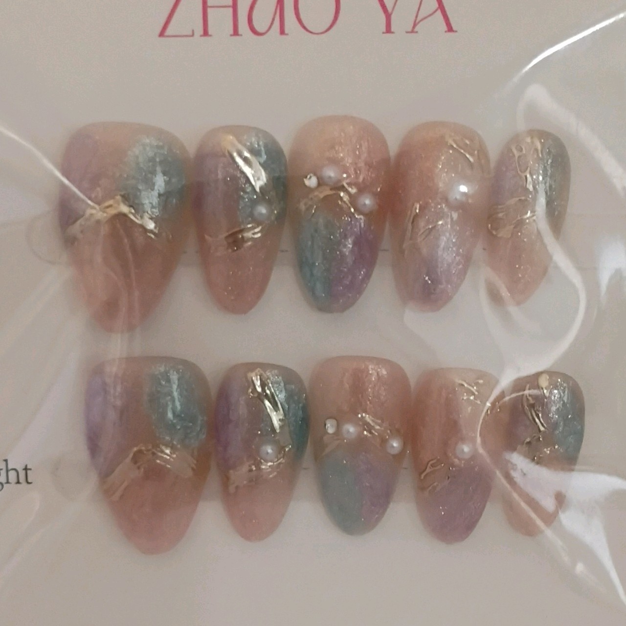 Press-On Nails Pink Blue Purple Ombre Almond Short 3D Shiny, Size M