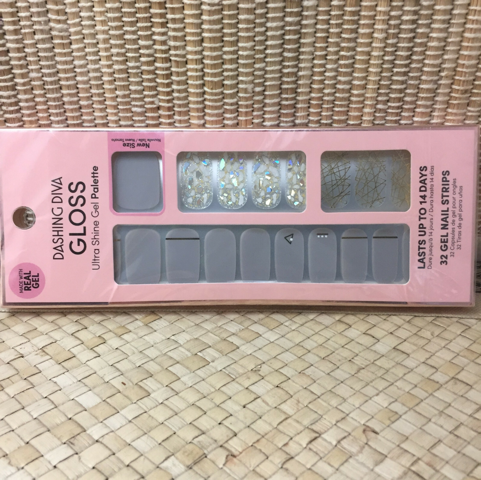 Dashing Diva Gloss Ultra Shine Gel Palette Nail Strips