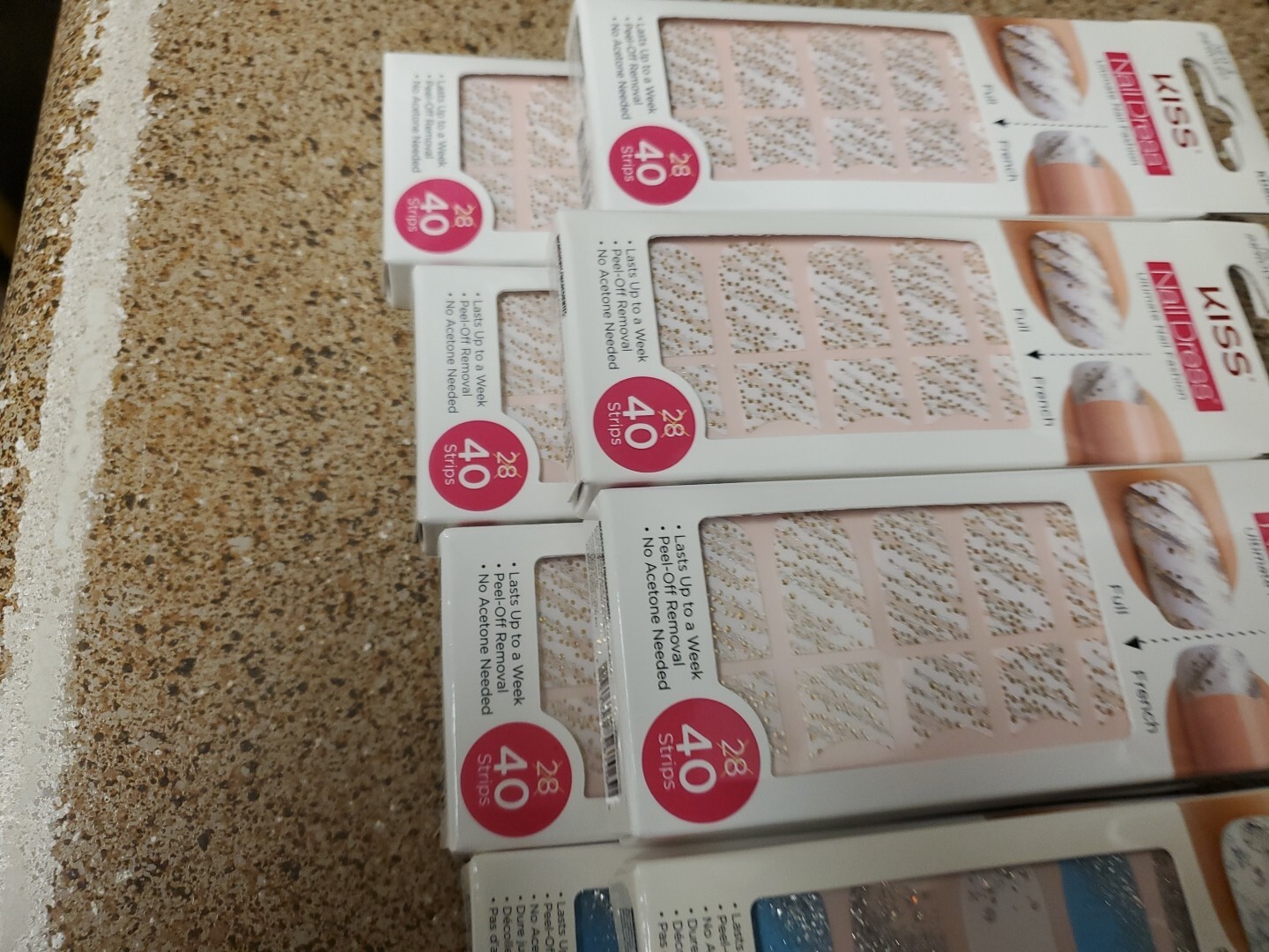 KISS NAIL DRESS Ultimate Nail Fashion 40 Strips each pack . 10 boxes different