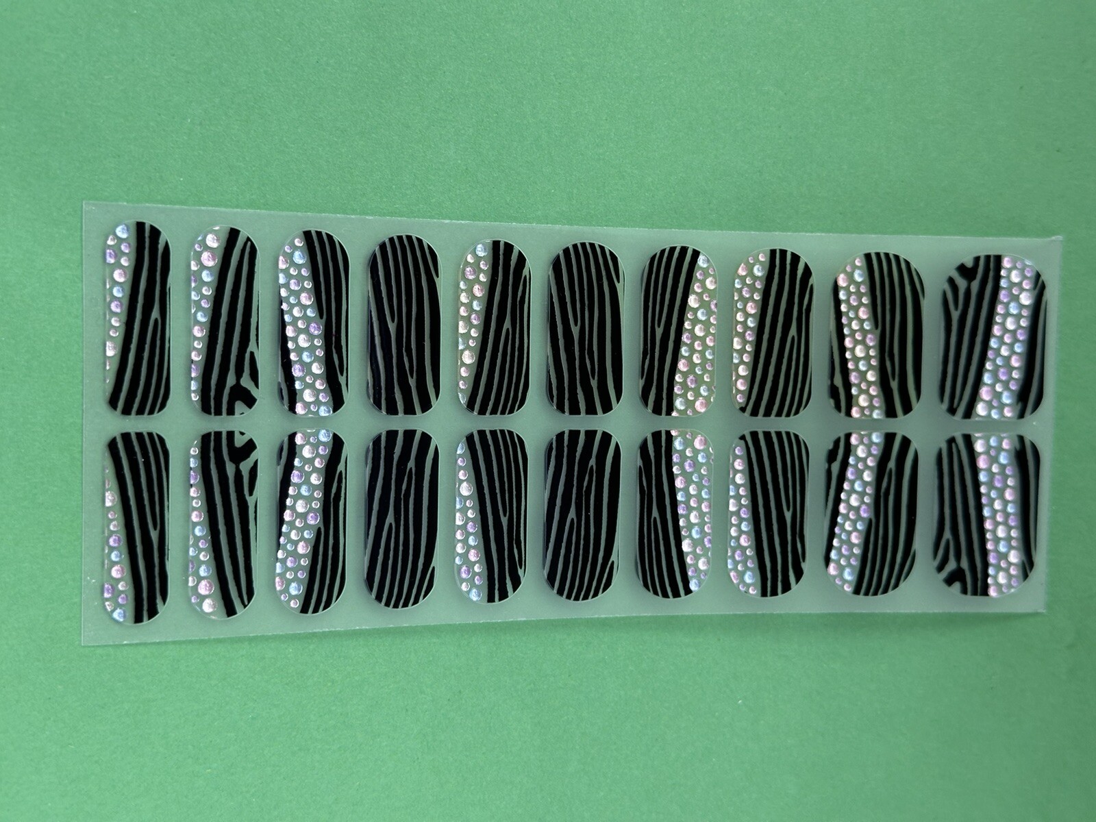 20 Strips In a Pack Instant Nail Wrap, Peel and Apply, Hottest design Brand New.
