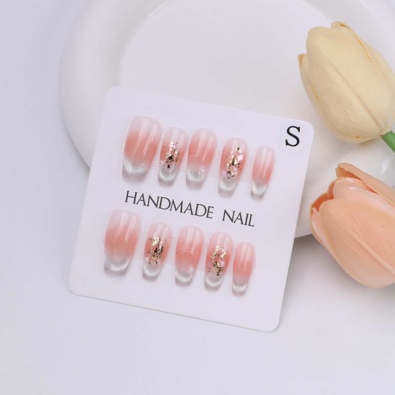 Blush Gradient Cat Eye Coffin Nails Gold Foil Glitter Press On False Nails Brida