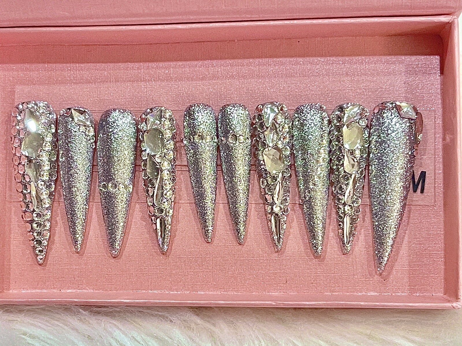 Custom press on luxury nails