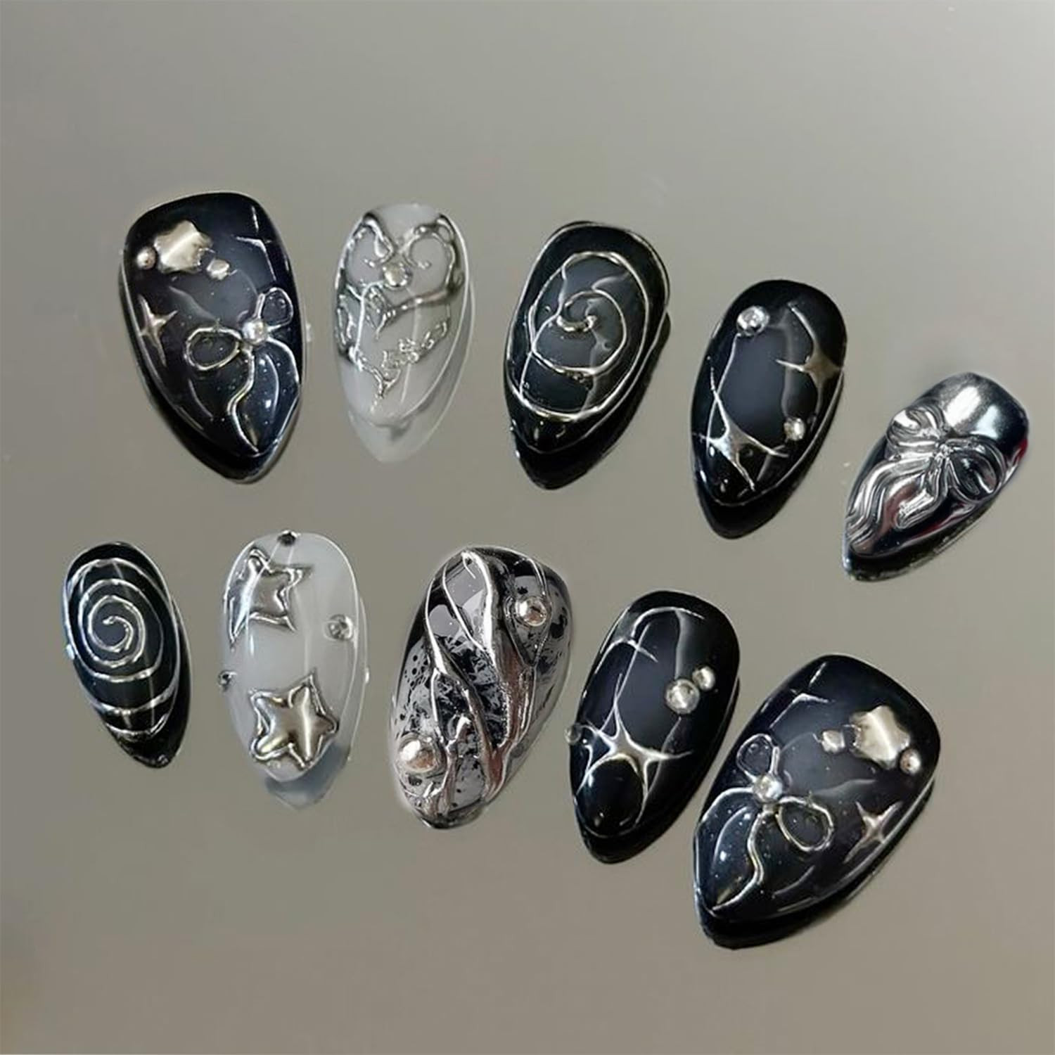 30Pcs Black Silver Y2K Goth Press on Nails Medium Almond False Nails with 3D Chr