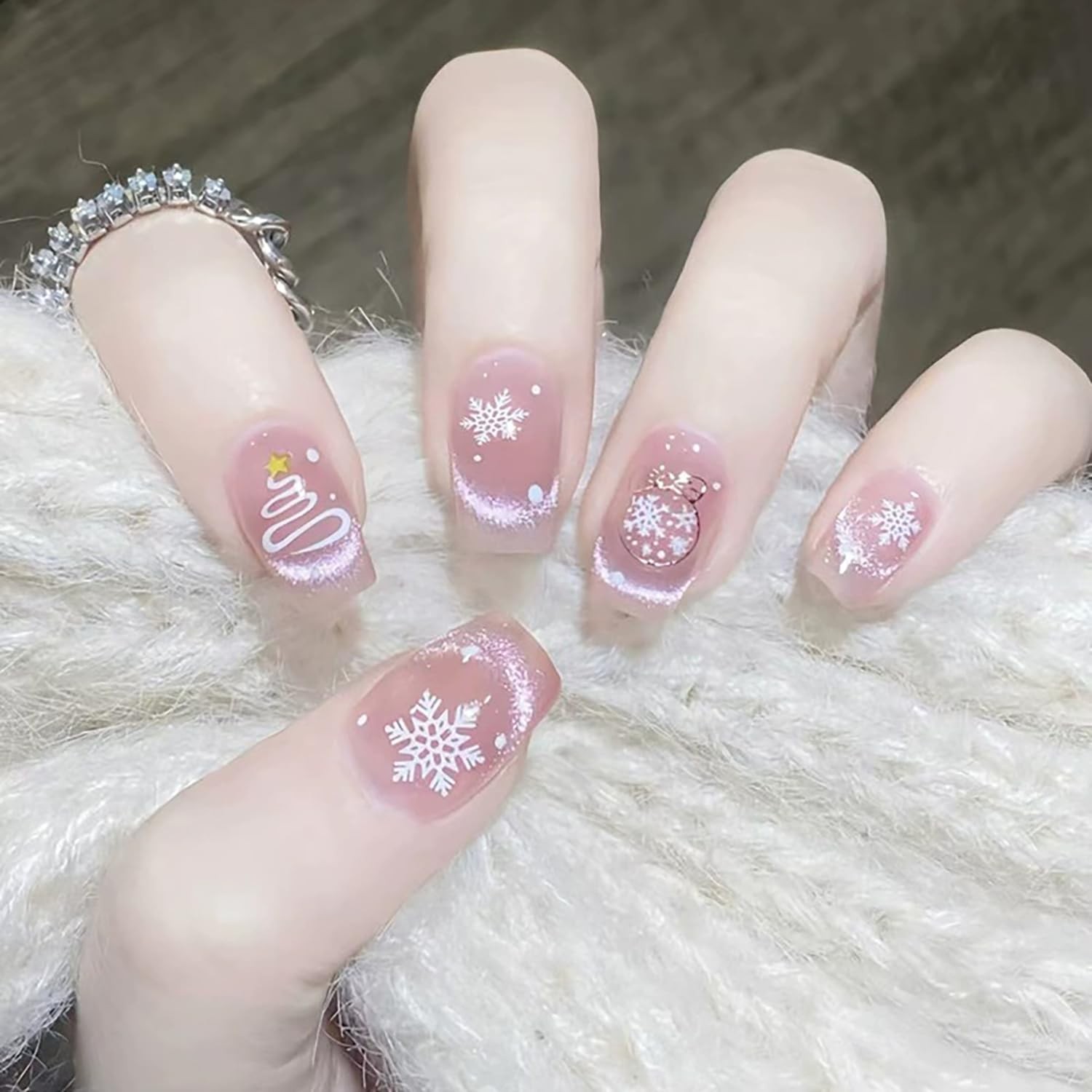 Christmas Press on Nails Short Square Fake Nails with Snowflake Christmas Tre…