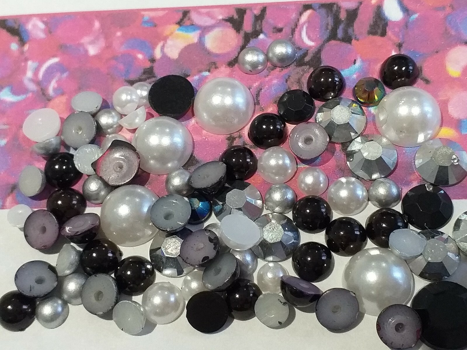 Flatback Black, White and Grey Pearl Mix For Nail Art