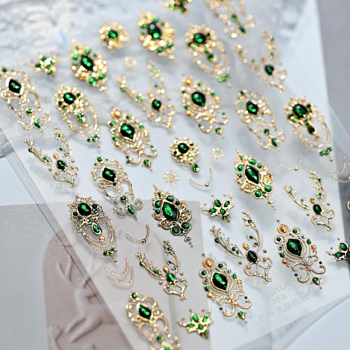 NBNTGH 5D Embossed Gemstone Nail Stickers Gold Art Green Mace