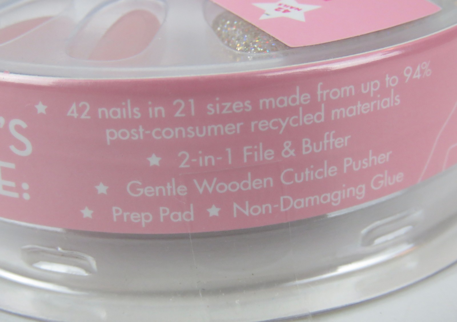Press On Nails The Instant Mani – Short Squoval Classic French – 42ct Length Med
