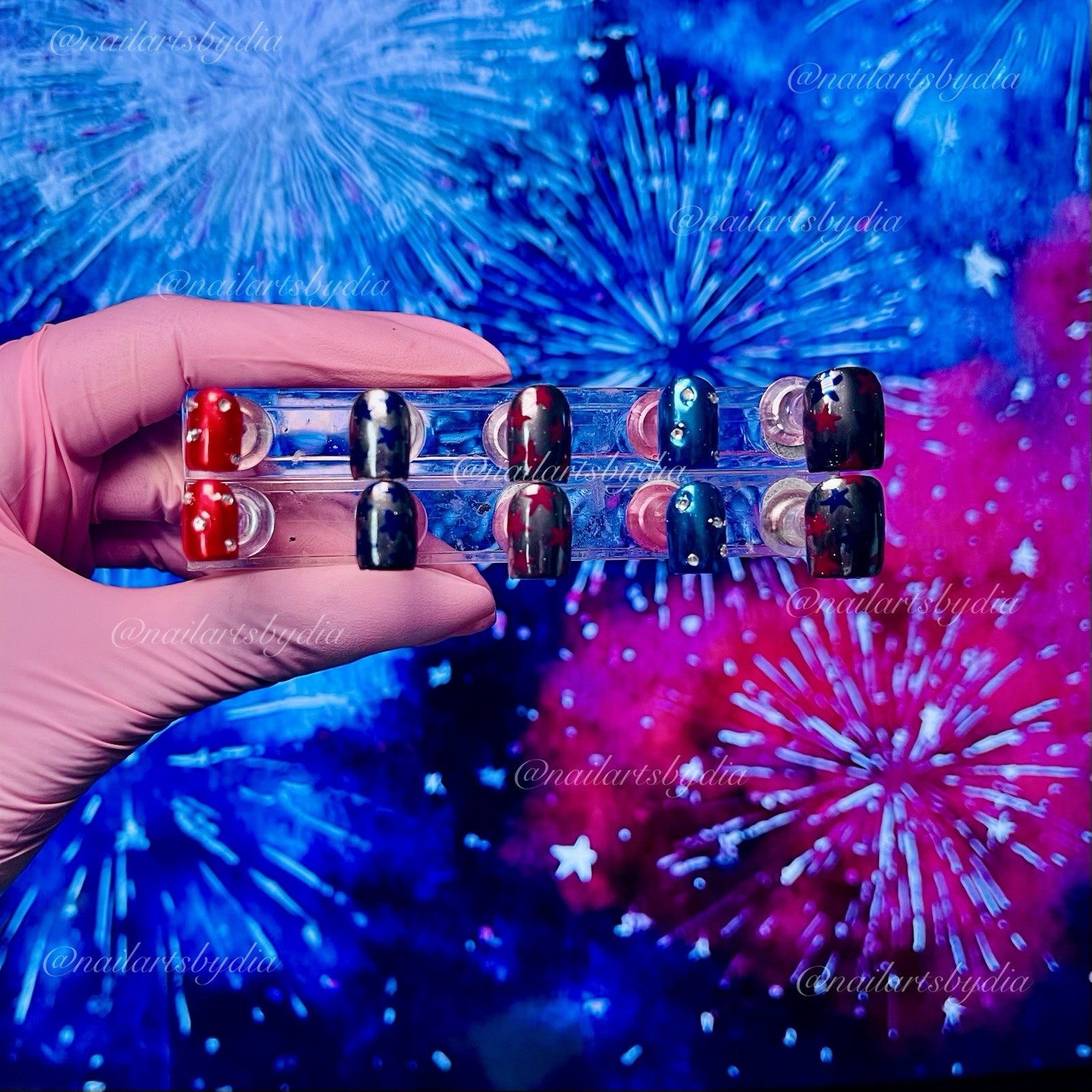 Authentic Nail Arts by Dia Square Press-On Nails Multicolor Star Glitter Short