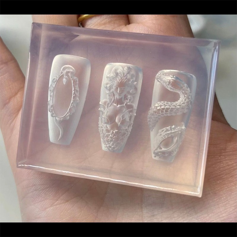 1Pcs Silicone Nail Mold Beautiful Women Snake 3D Nail Template Nail Art Mold DIY