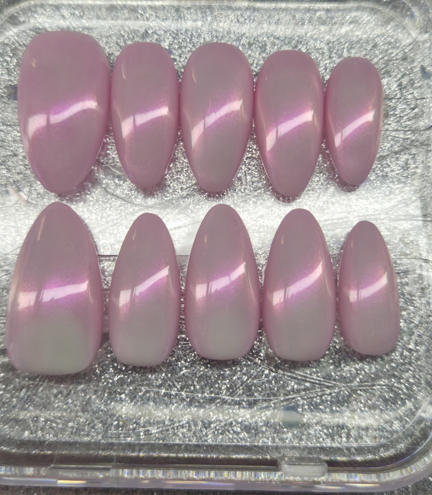 White/ Pink Color Changing Press-On Nails Set Pre-Designed Medium Almond