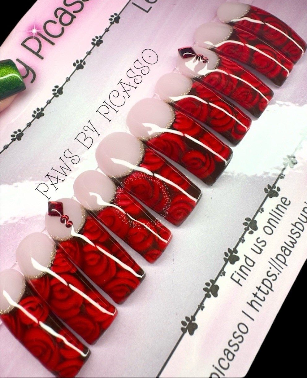 90s Curved Press On Nails