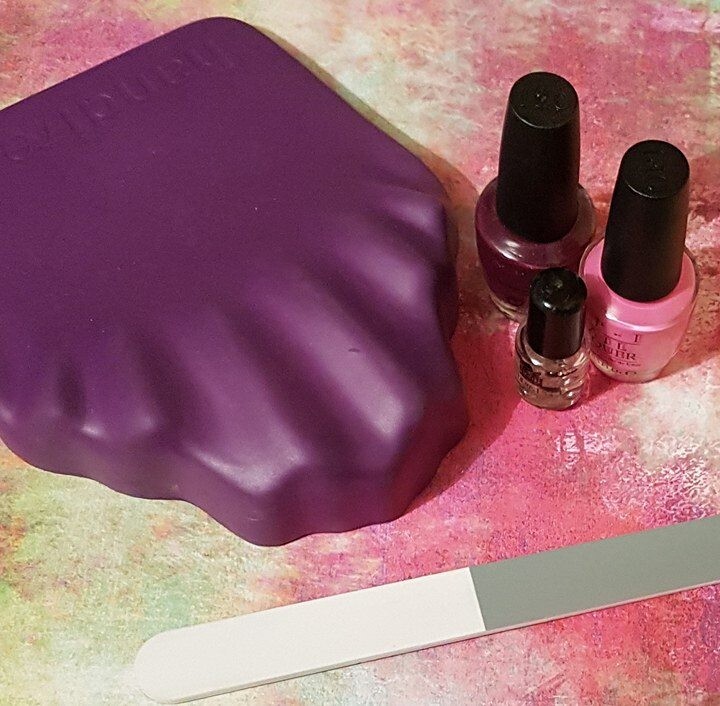 Handirest Manicure Accessory – New – Boxed – Nail Art Tool – Purple Colour