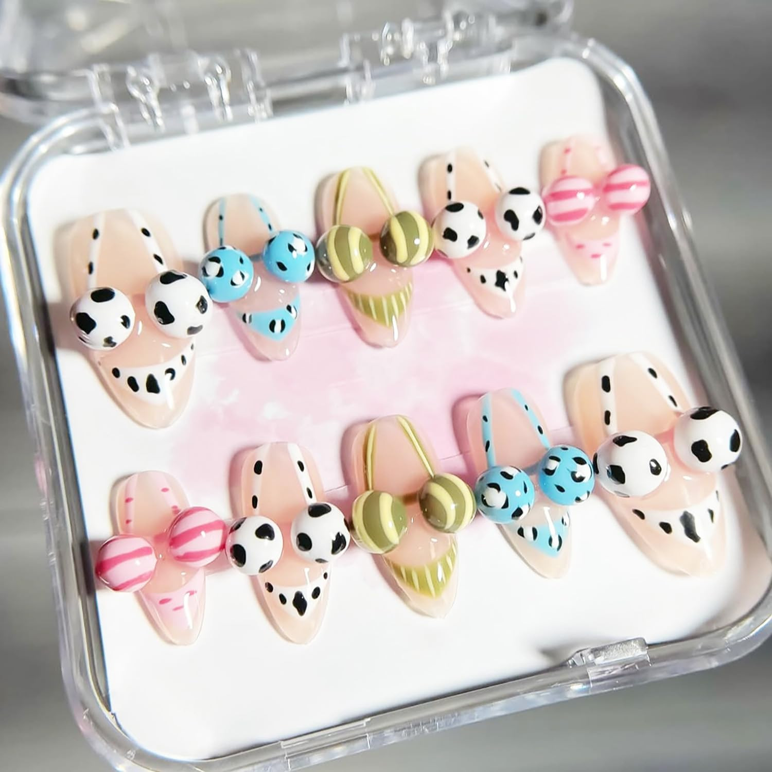 30Pcs Pink Flower Press on Nails Medium Almond Fake Nails 3D Floral with Gold Be