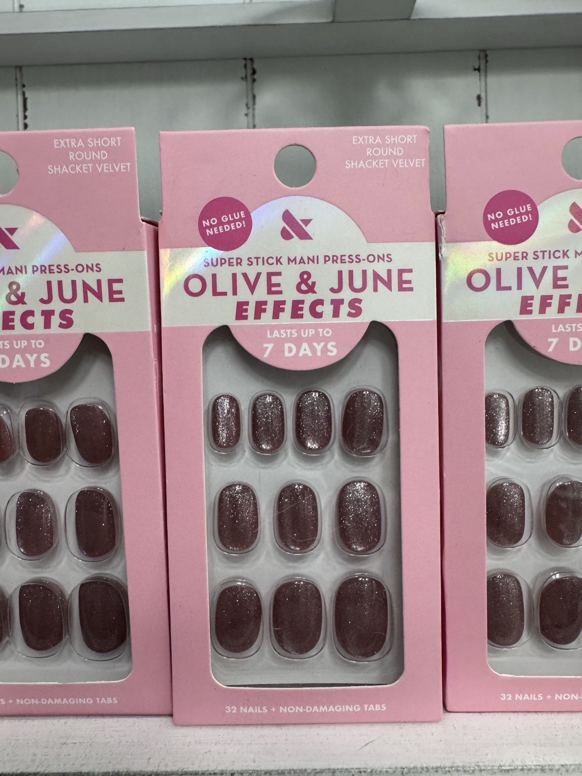 Olive & June Effects Shacket Velvet Press On Nails Extra Short Round, 4 Pack