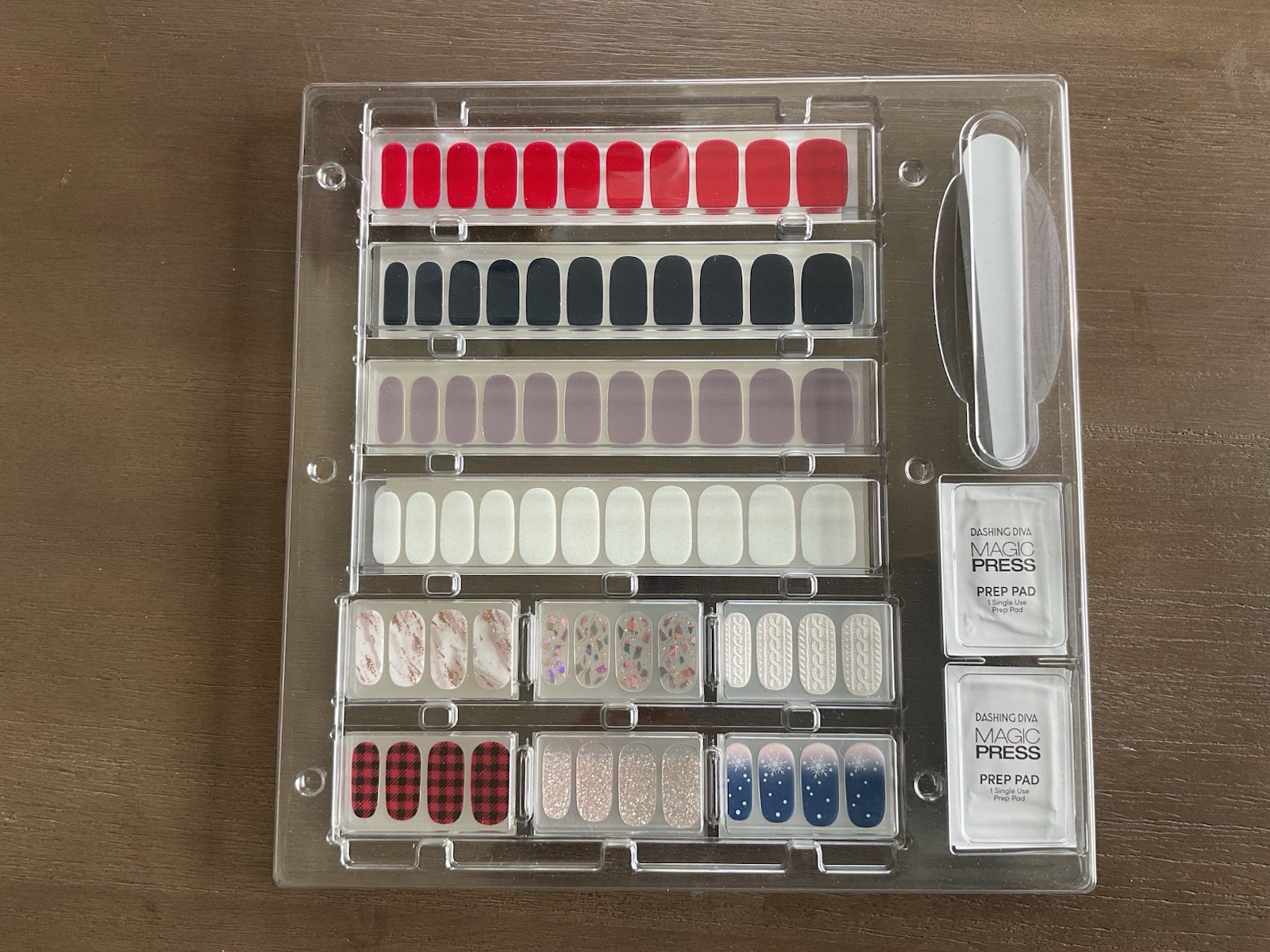 Dashing Diva Gloss Mix & Match Gel Mani Kit NIB & Additional Box W/ Nail Strips