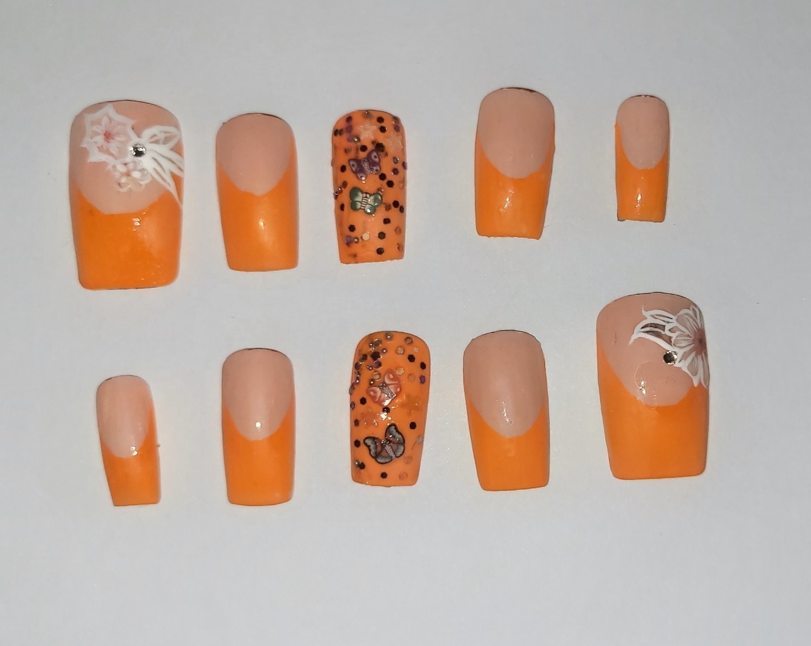 Kawaii Press On Nails|​Luxury Orange & White Swarovski |Boutique REUSABLE Medium