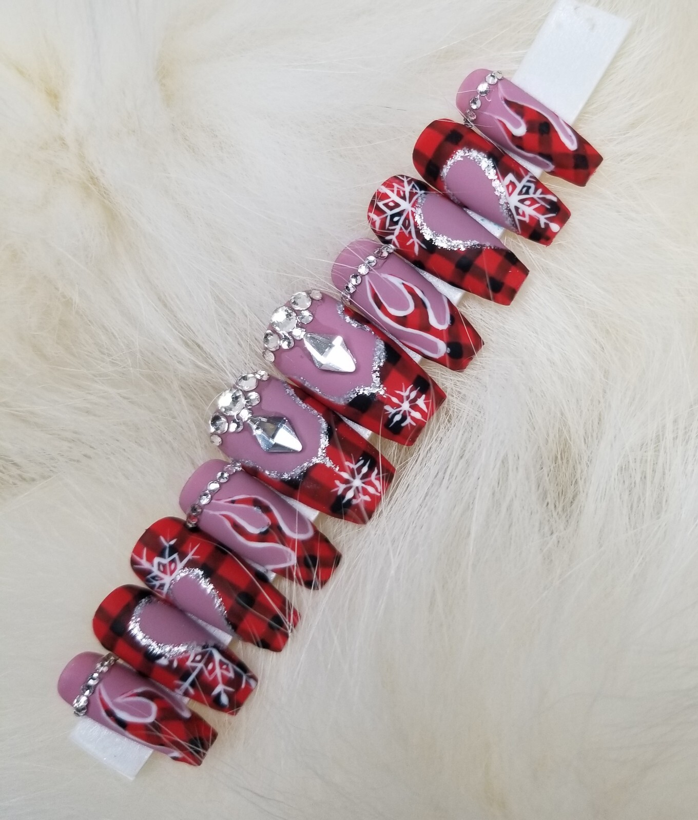 Press on Nails/ Red plaid flames/Heart design