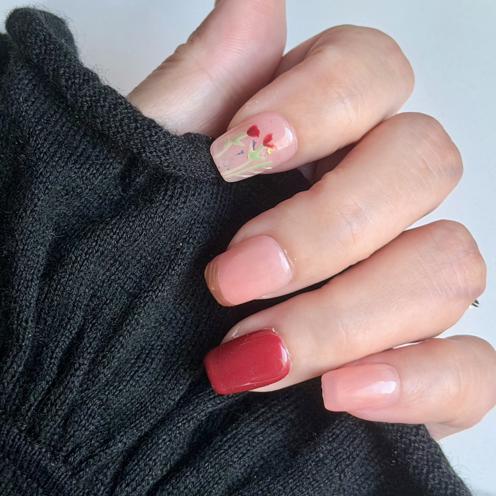 Handmade Pink Red Flower AB Press-On Nails Short Square Size M Reusable 473