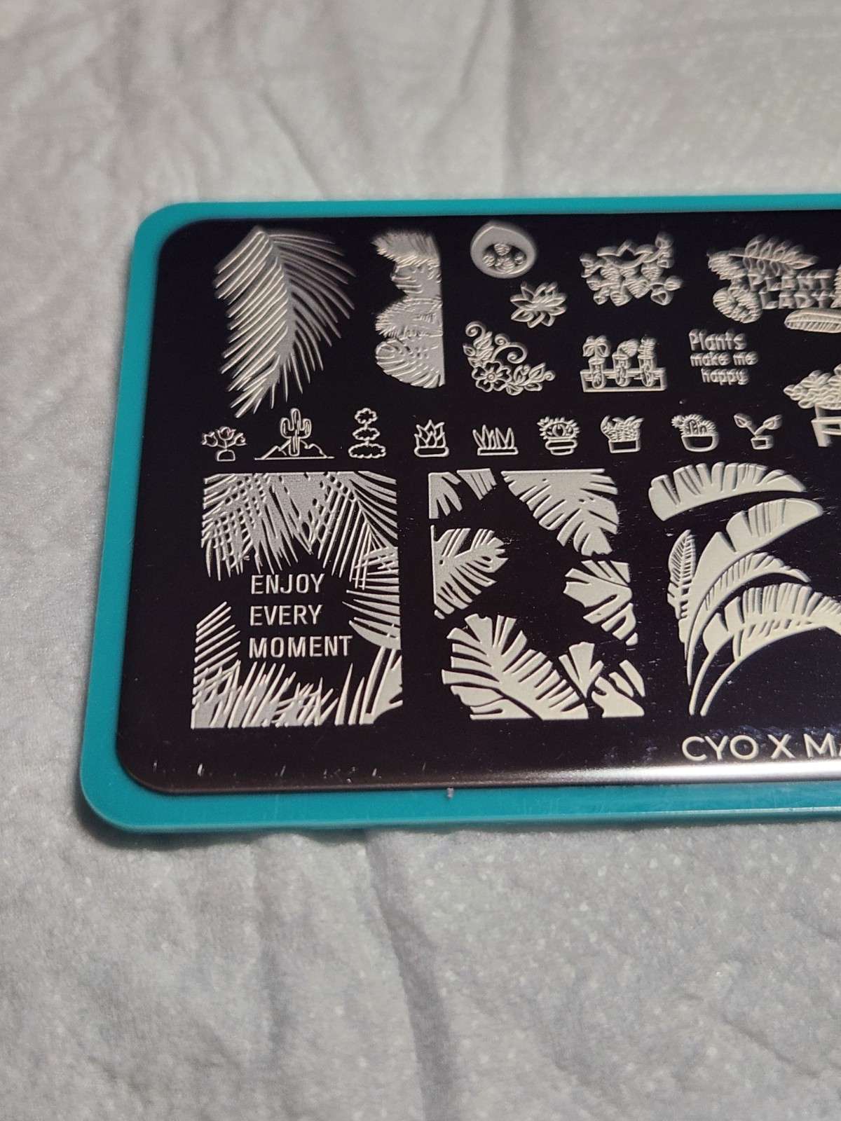 Maniology Nail Stamping Plate M095 Plants