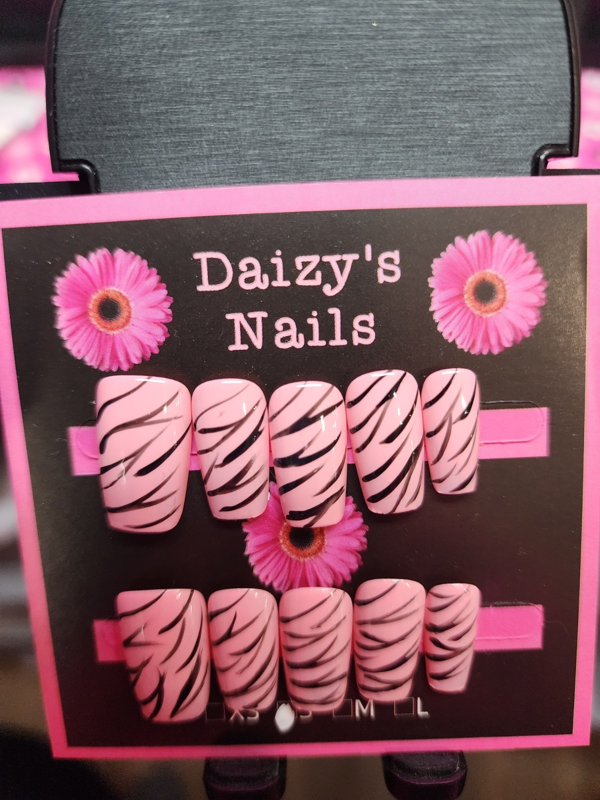 Small Size Black Pink Zebra Press-on Nail Set Handmade Squoval 2.0 Cm Length