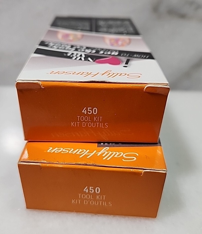 2- Sally Hansen I Heart Nail Art #450 Tool Kit
