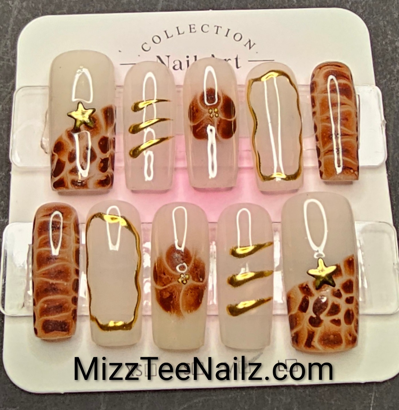 Press-On Nail Set #58: Blooming Brown & Gold