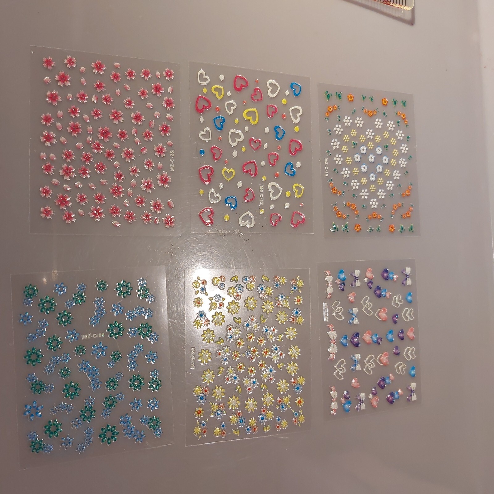 6 X Small Sheets Of Colour Nail Art Stickers (Dn370) New