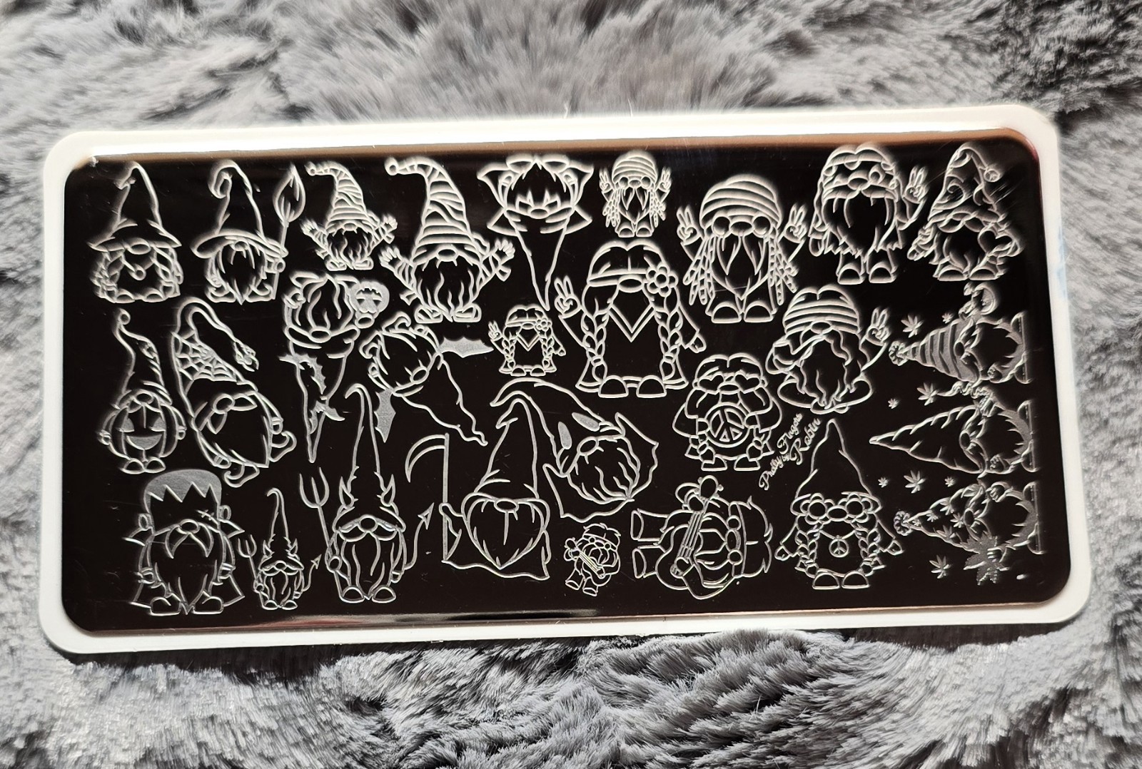HTF Pretty Fingers By Robin Garden Gnomes Hippie Forest Nail Stamp Plate