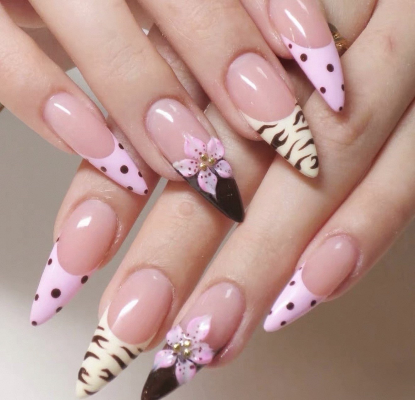 CUSTOM ✨Press-On Nails Long Stiletto 3D Shiny Leopard Theme pink size S