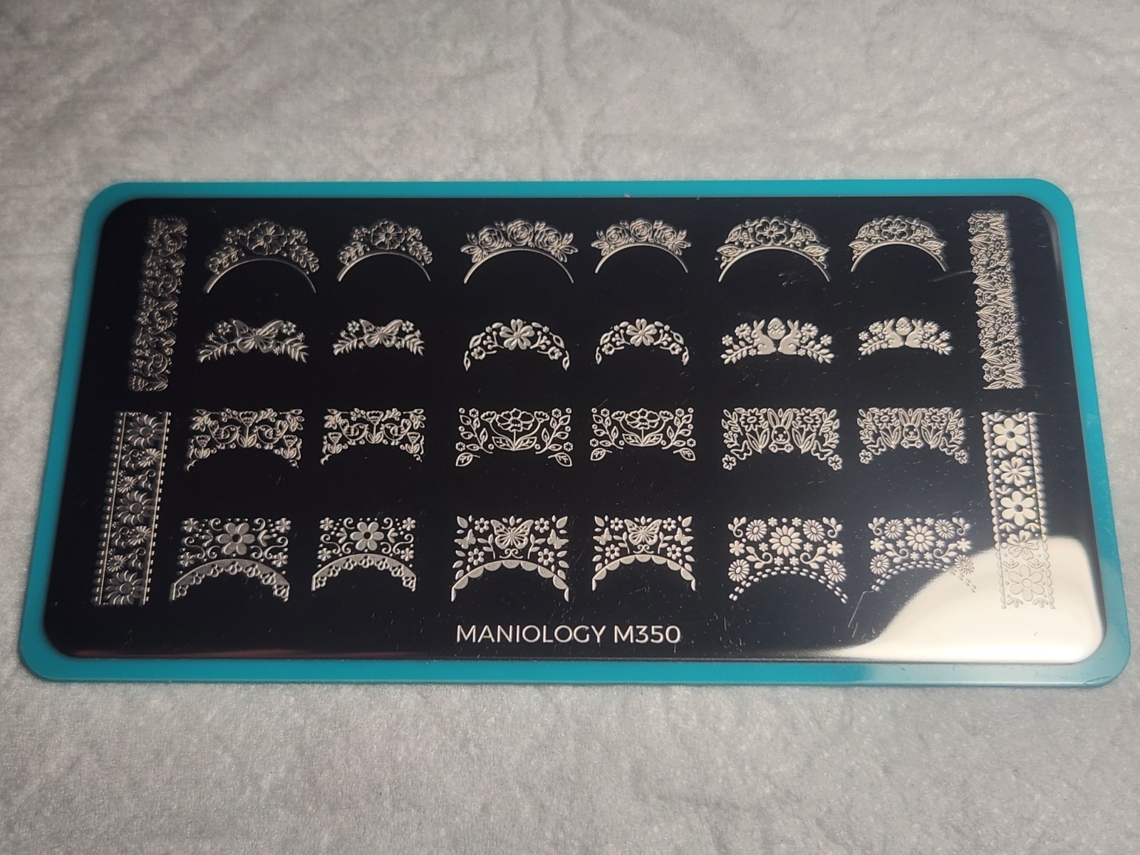 Maniology Nail Stamping Plate M350 Florals French
