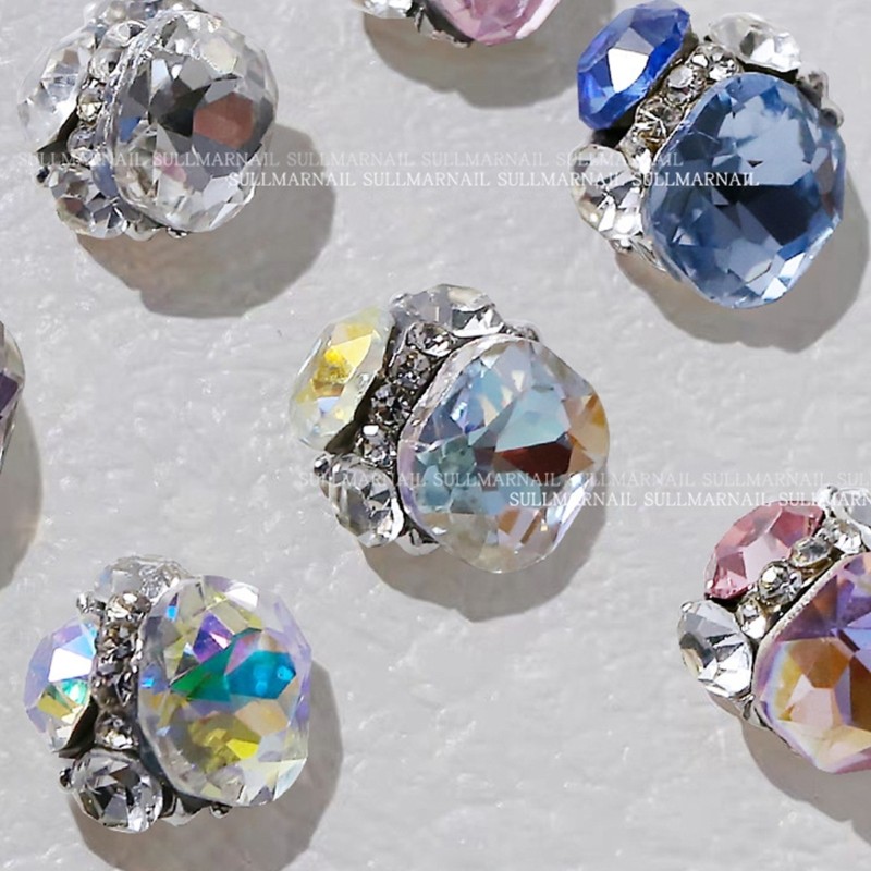 Pack of 5 3D Nail Rhinestones Clear Clear Nail Crystals Gems Nails Art Charms