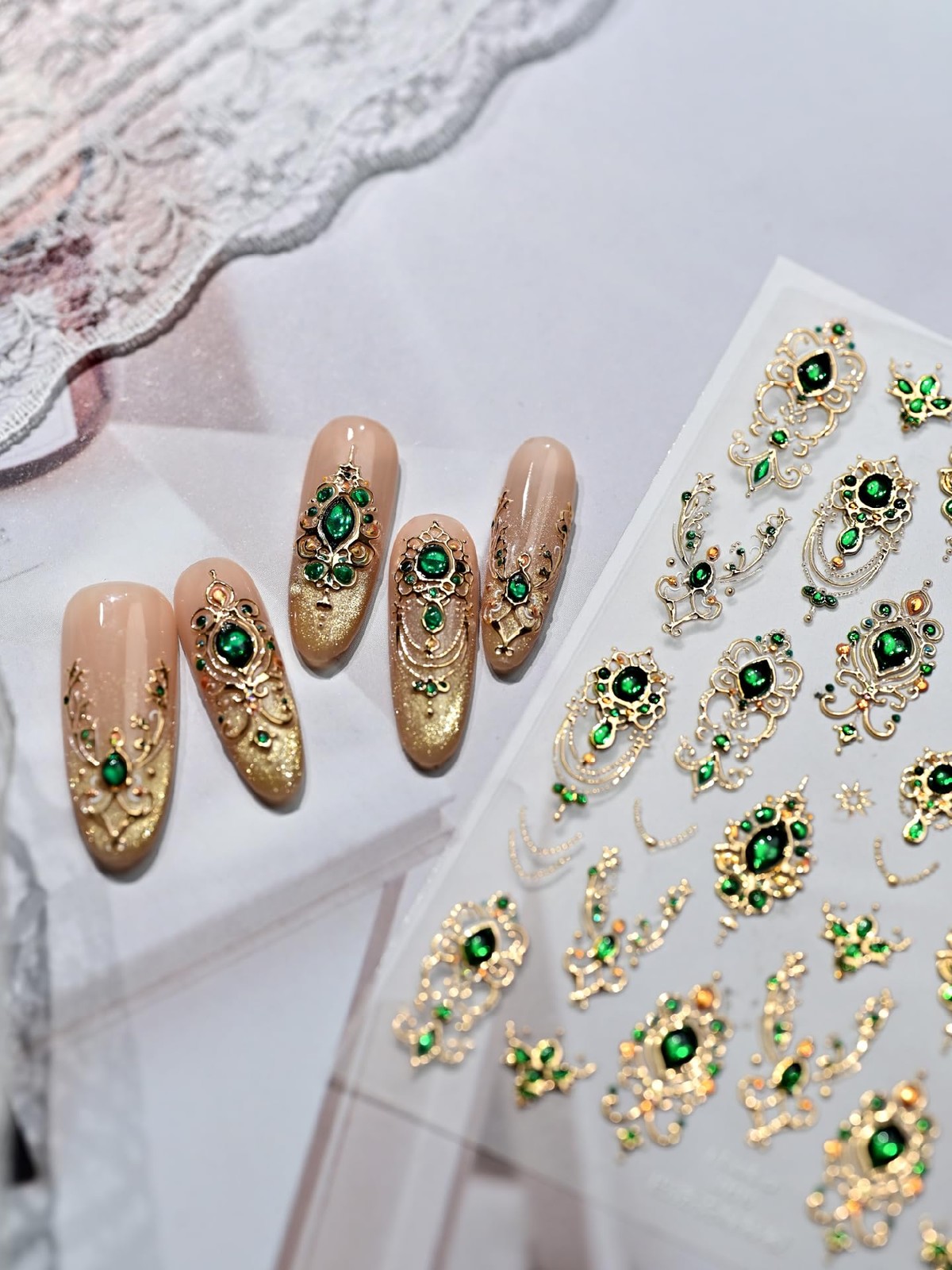 NBNTGH 5D Embossed Gemstone Nail Stickers Gold Art Green Mace