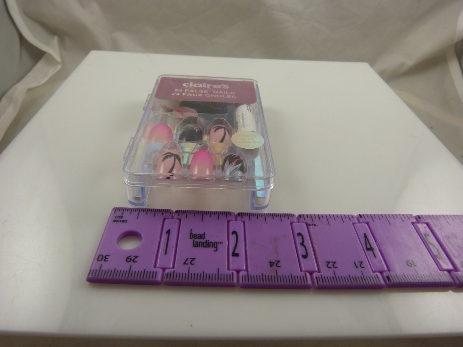 Claire’s faux nails summer palm trees pink black blue glue elegant fun