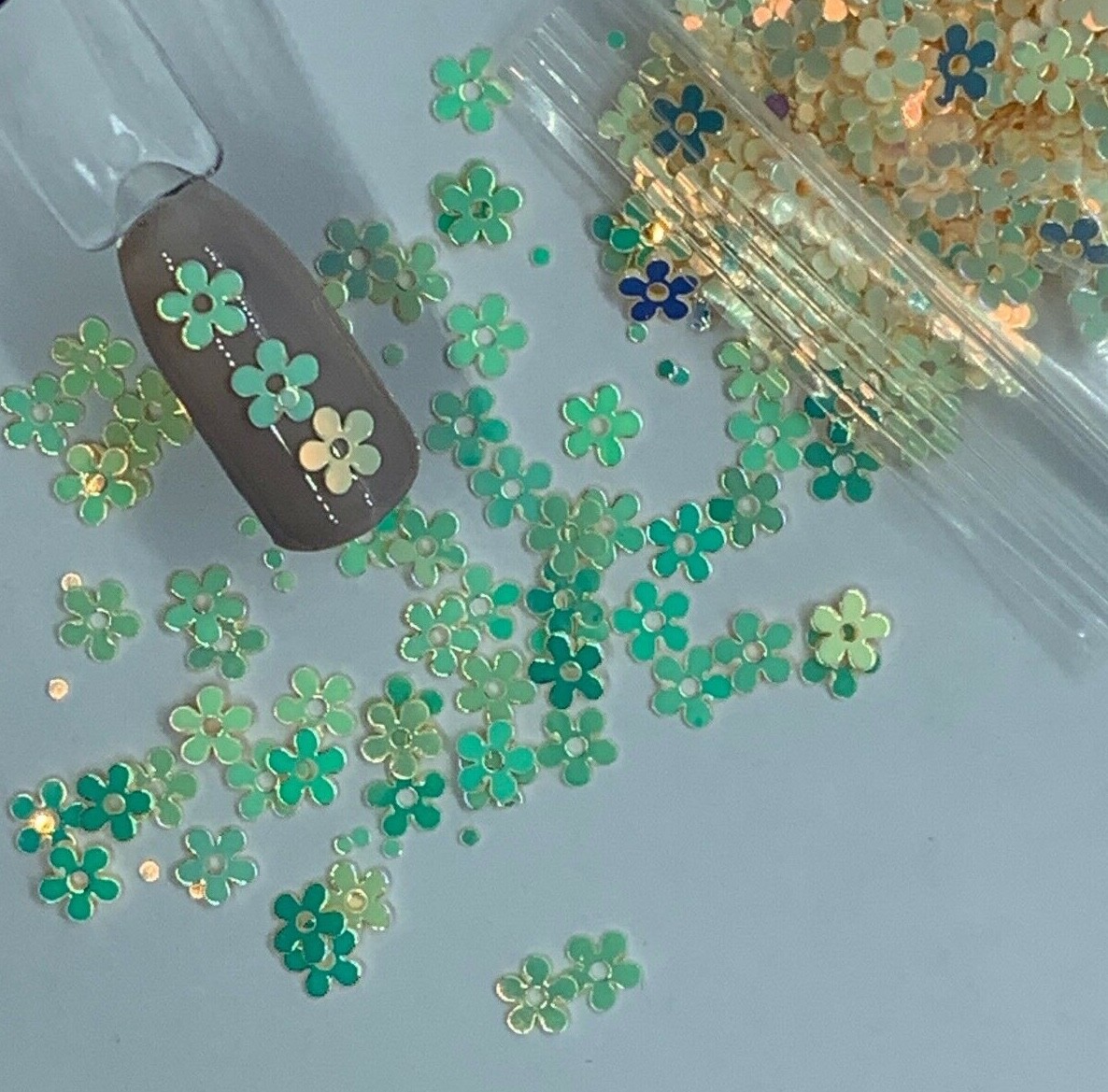 Iridescent Beige Green Daisy Flower Glitter | 1 TSP | Gel Nail Art & Acrylic