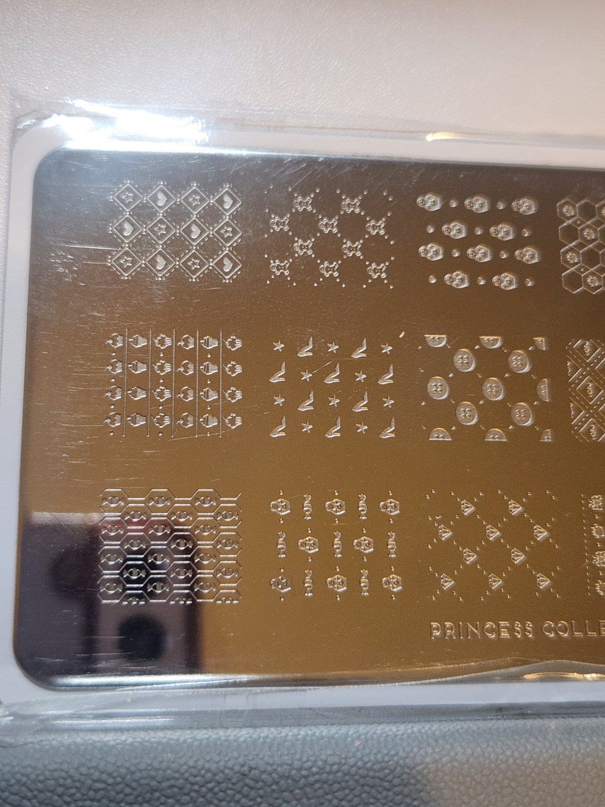 MoYou London Nail Stamping Plate – Princess Collection 15 – Small nail friendly